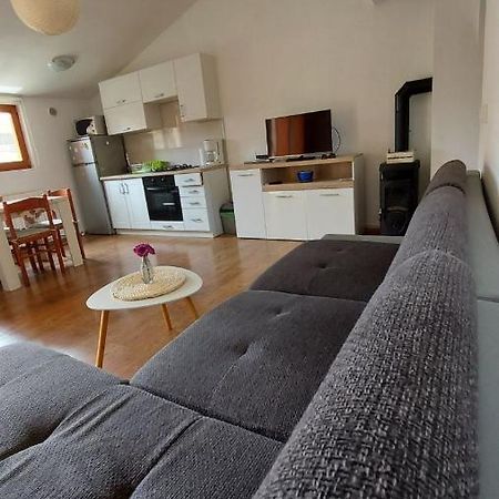 Apartment Alex Póla Kültér fotó